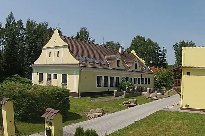 Hlavní budova Blatského dvora